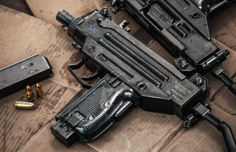 动画微型枪道具 Animated Micro SMG FPS Gun Pack